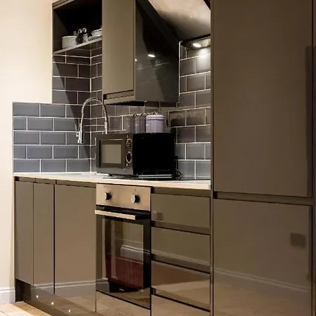 Cosy And Comfy City Apartment NWI Extérieur photo